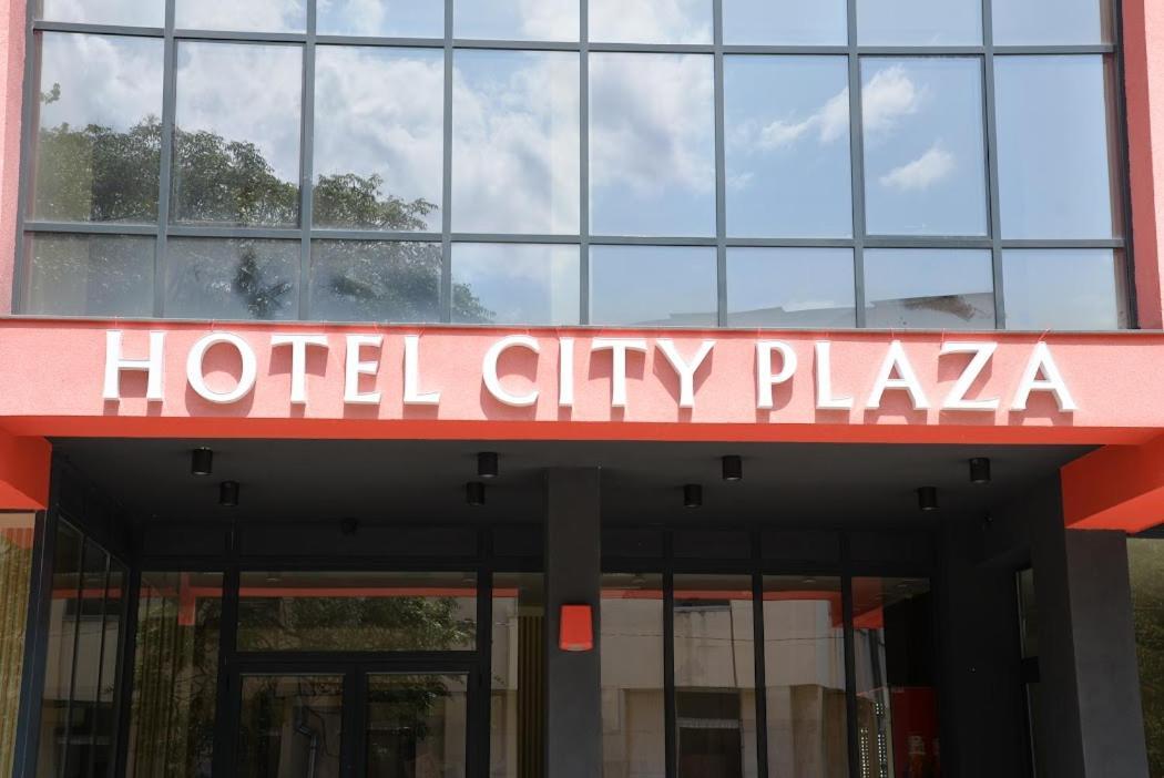 City Plaza Botevgrad Exterior photo